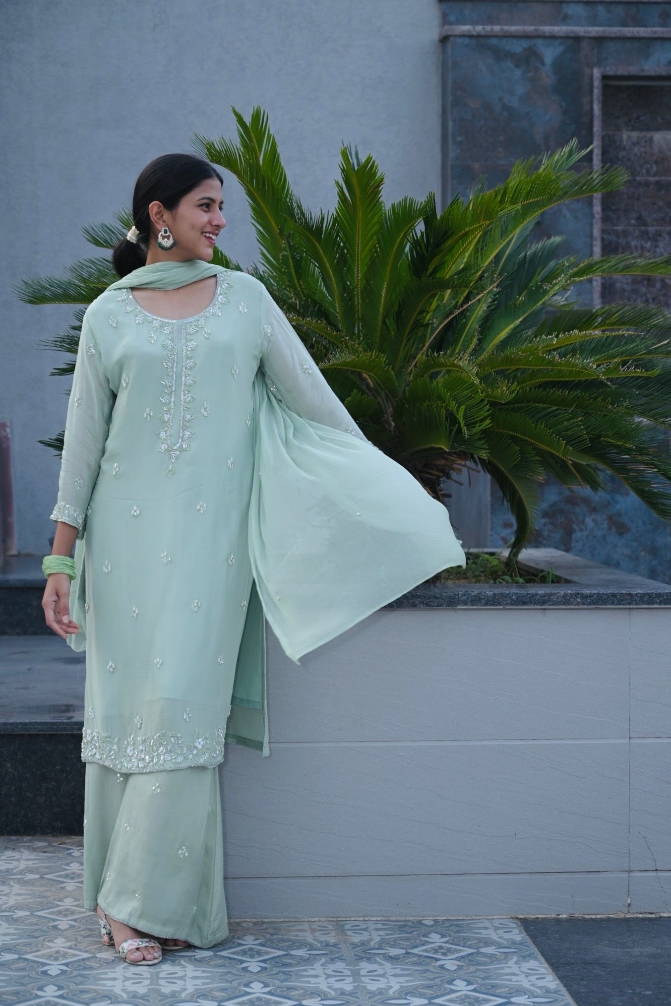 Sakhi Fresh Bloom in Mint