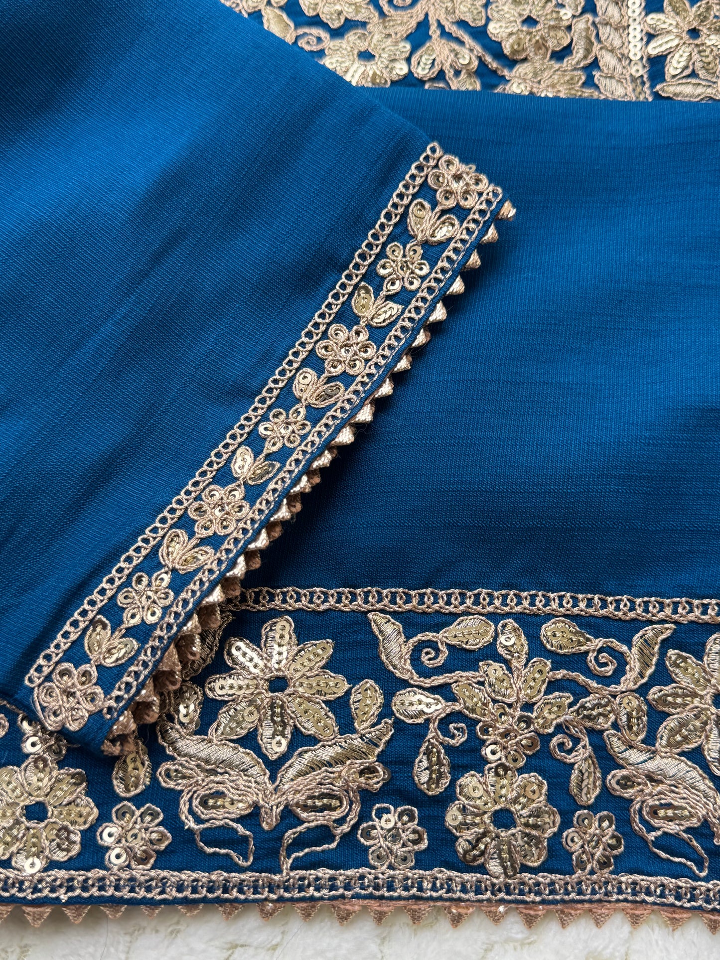 Sakhi Blue Wave Spark Set