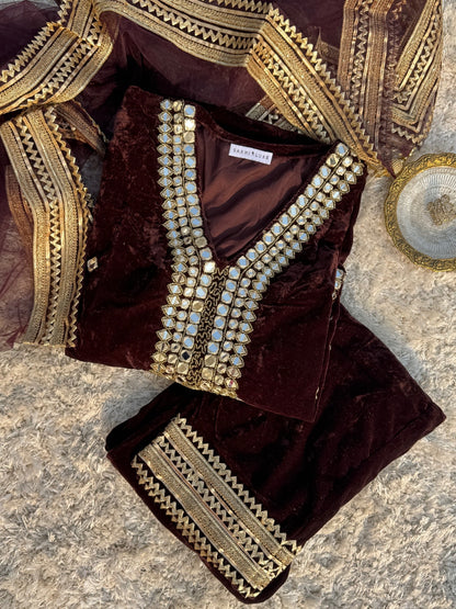 Raat ki Raunaq by Sakhi Luxe