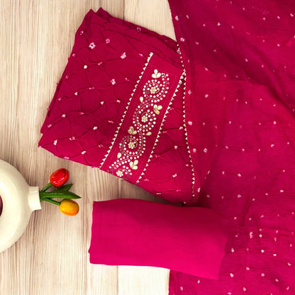 Gulabi Grace Bandhani Set