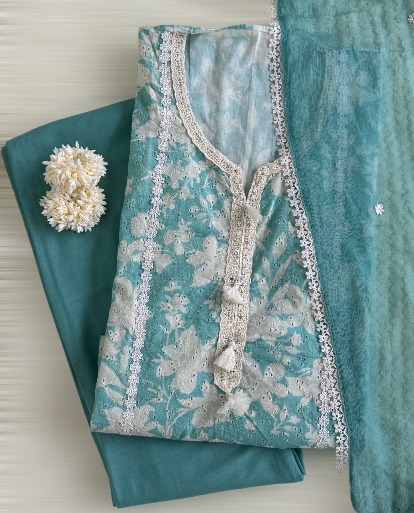 Turquoise and Cream Floral Harmony