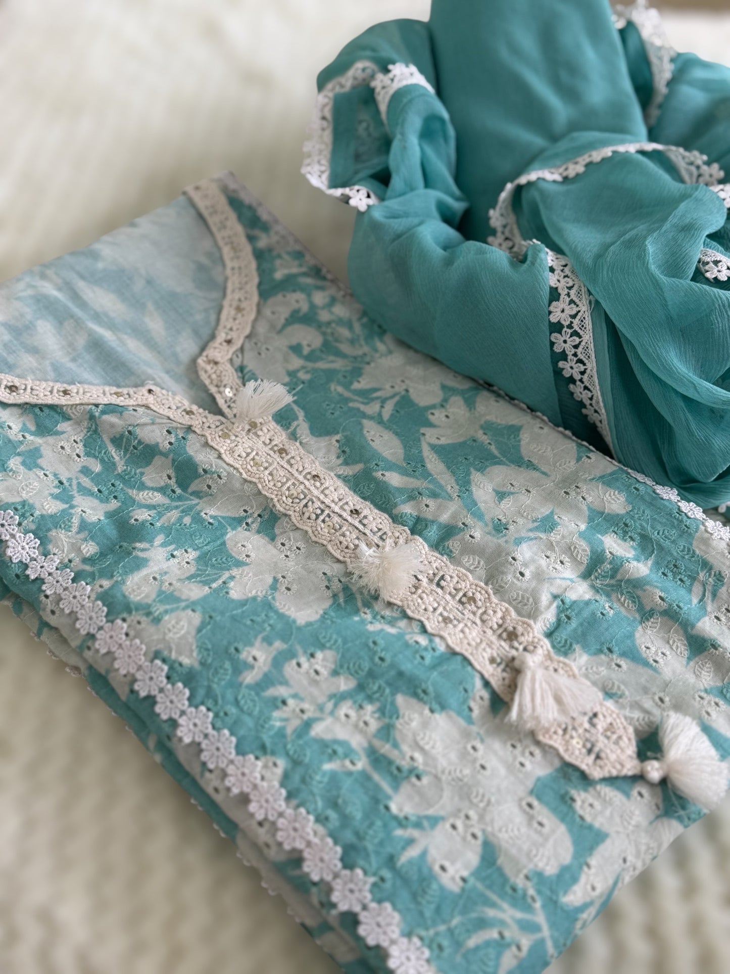 Turquoise and Cream Floral Harmony