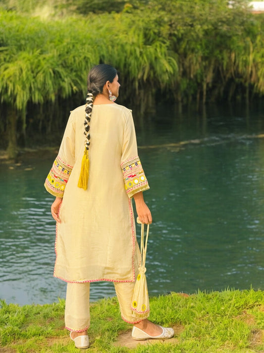 Sakhi Earthy Grace Set