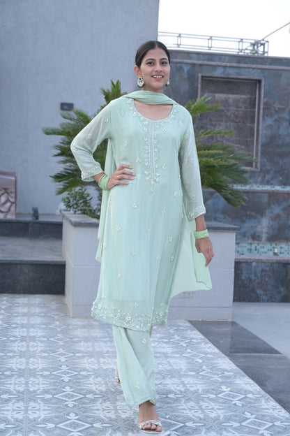 Sakhi Fresh Bloom in Mint