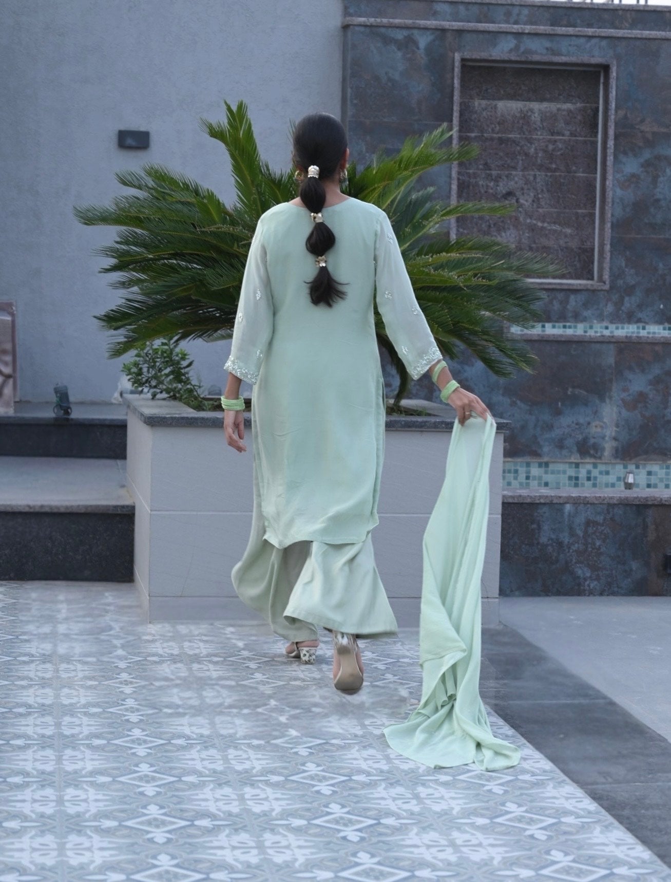 Sakhi Fresh Bloom in Mint