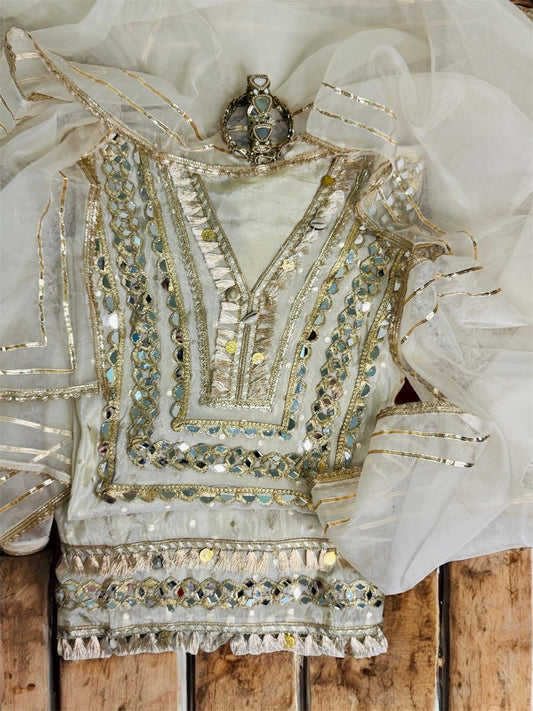 Swarnika Suit Set