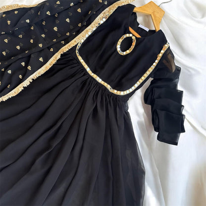 Sakhi Luxe Siyah Rang